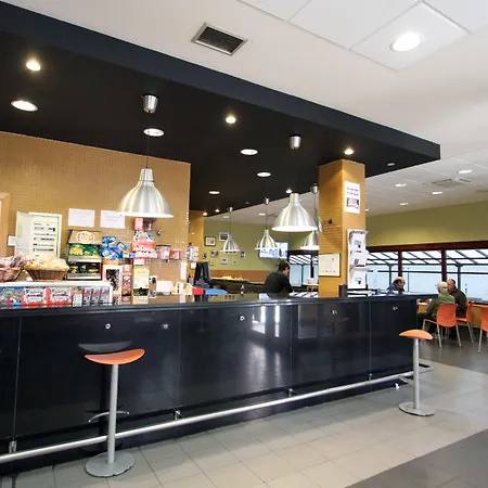 Hostal Trinkete Etxea