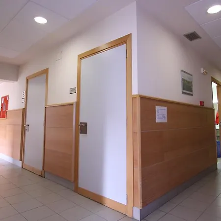 Trinkete Etxea Hostal *