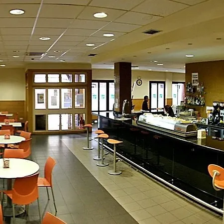 Trinkete Etxea Hostel Lekeitio