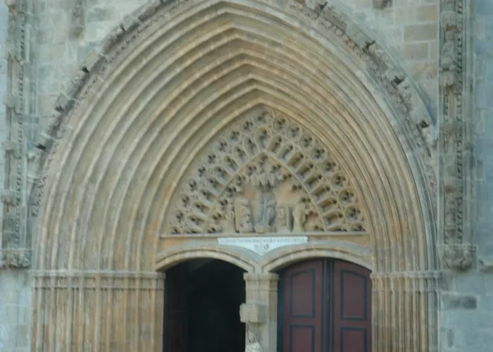 بيت شباب Trinkete Etxea *