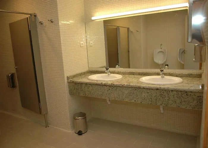 بيت شباب Trinkete Etxea ليكيتيو